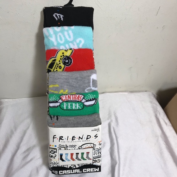 Friends TV Show Mens Crew Socks 6 Pair Fits 8-12 - Picture 1 of 4